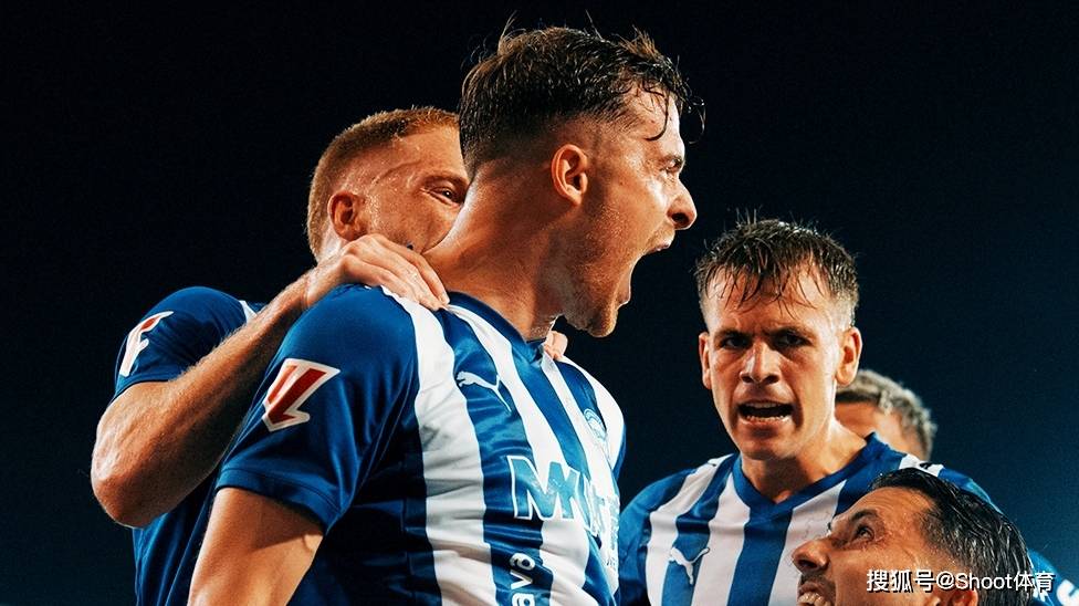 切尔西爆冷莱比锡红牛，莱万统治全场的简单介绍