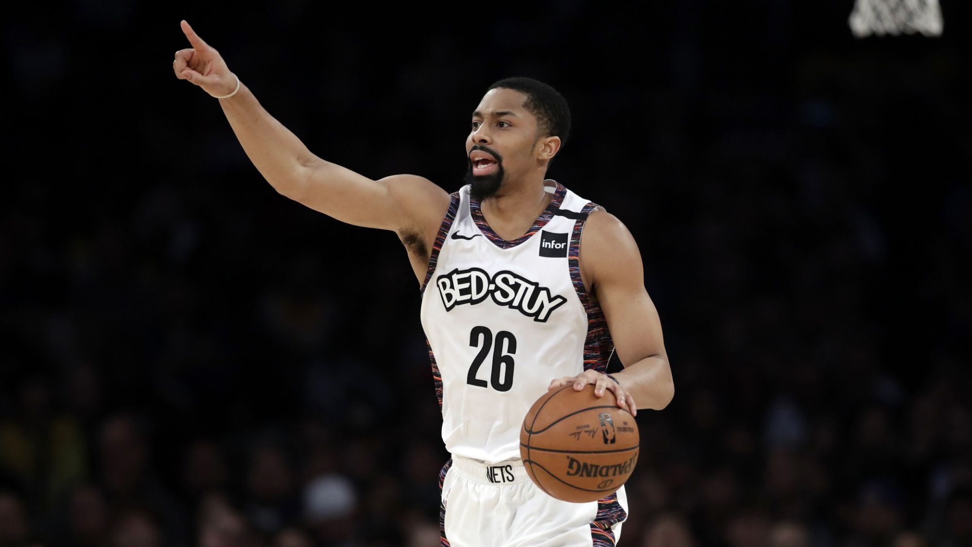 关于篮网横扫公牛，凯尔·库兹马绝境逆转的信息