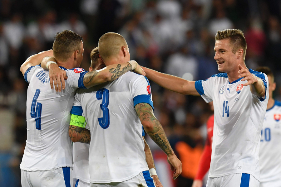 斯洛伐克遭遇瑞士逼平，争夺小组第一的简单介绍