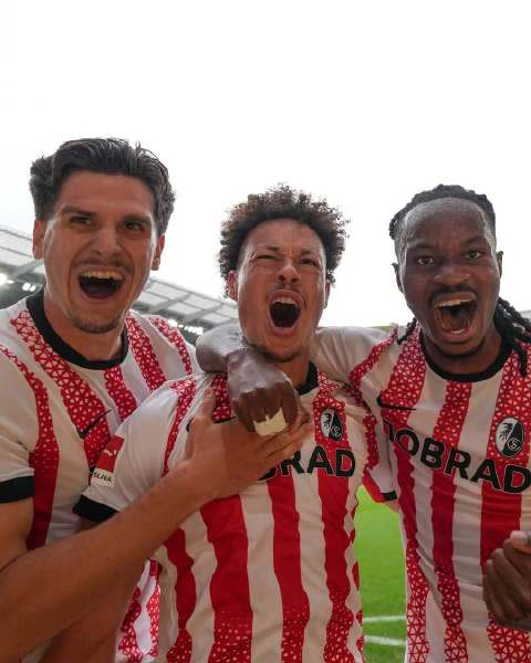 开云体育-关于弗赖堡客场挑战成功，连续逆转取胜的信息