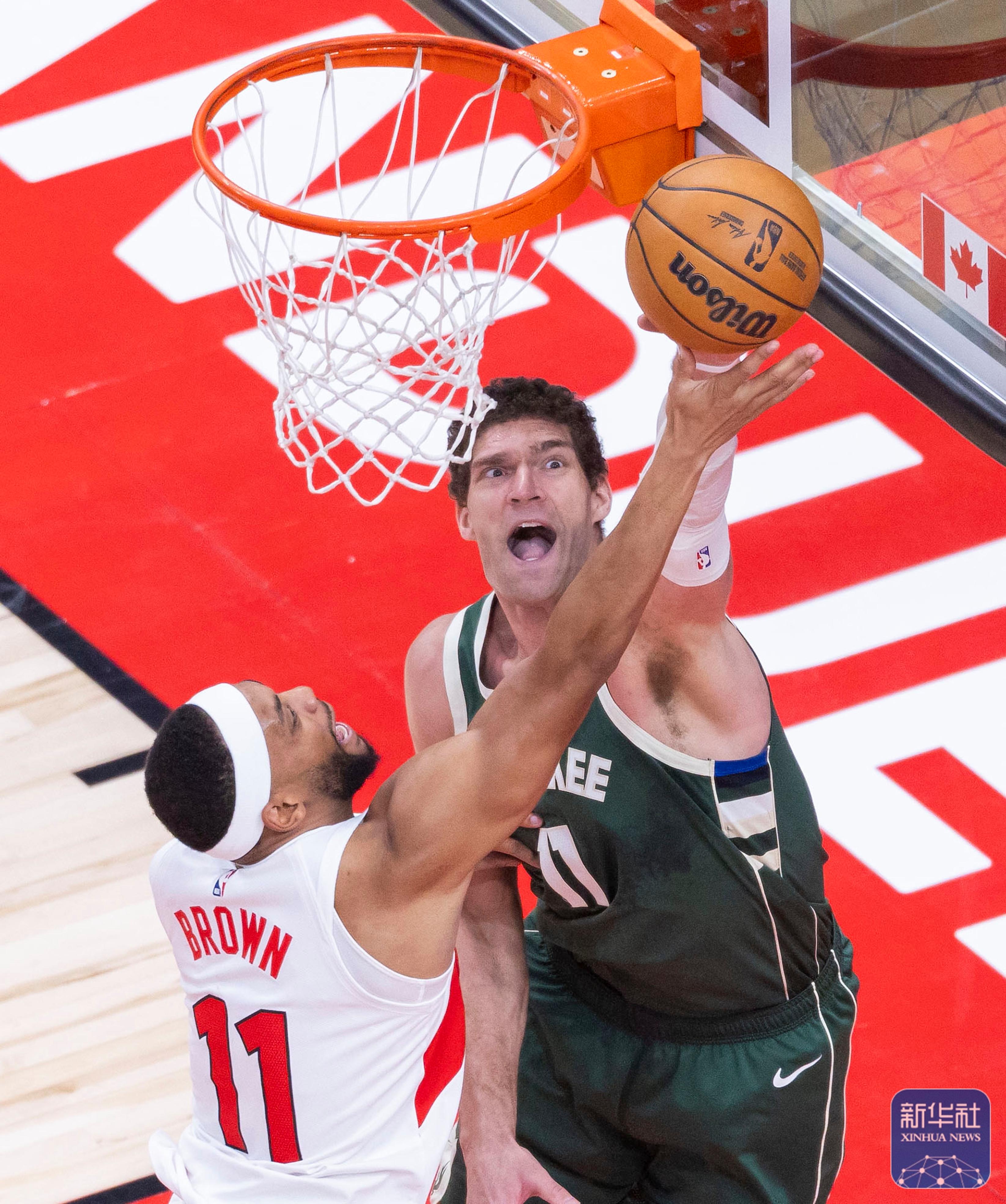 猛龙年轻球员连砍20分，精彩表现获赞的简单介绍