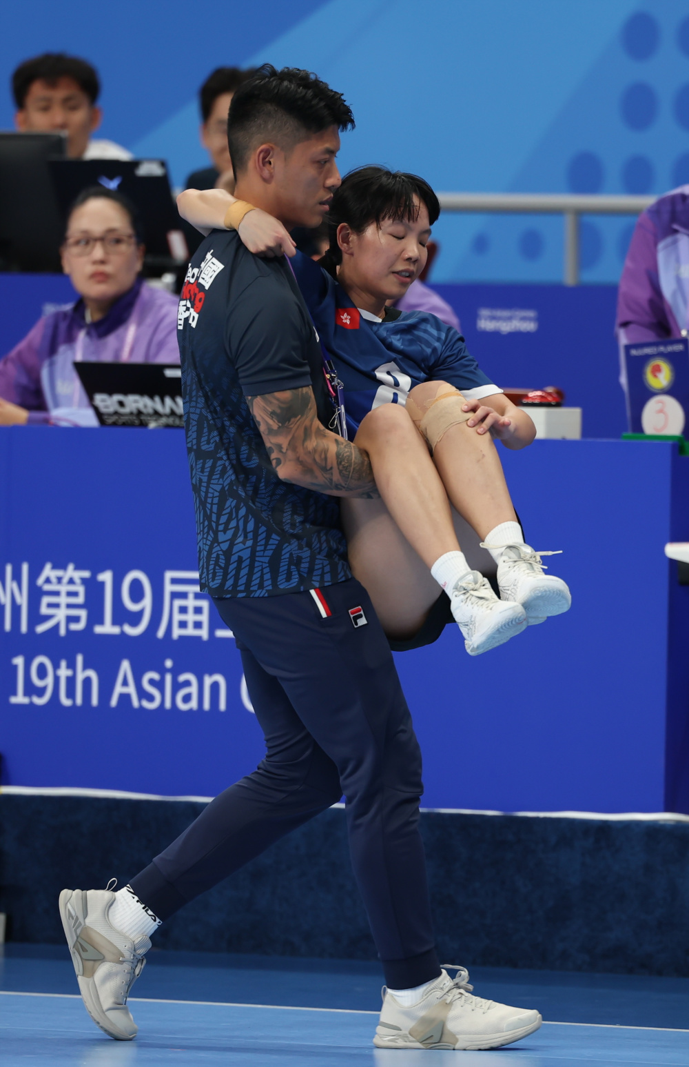 鬼斧神工！手球选手技艺精湛