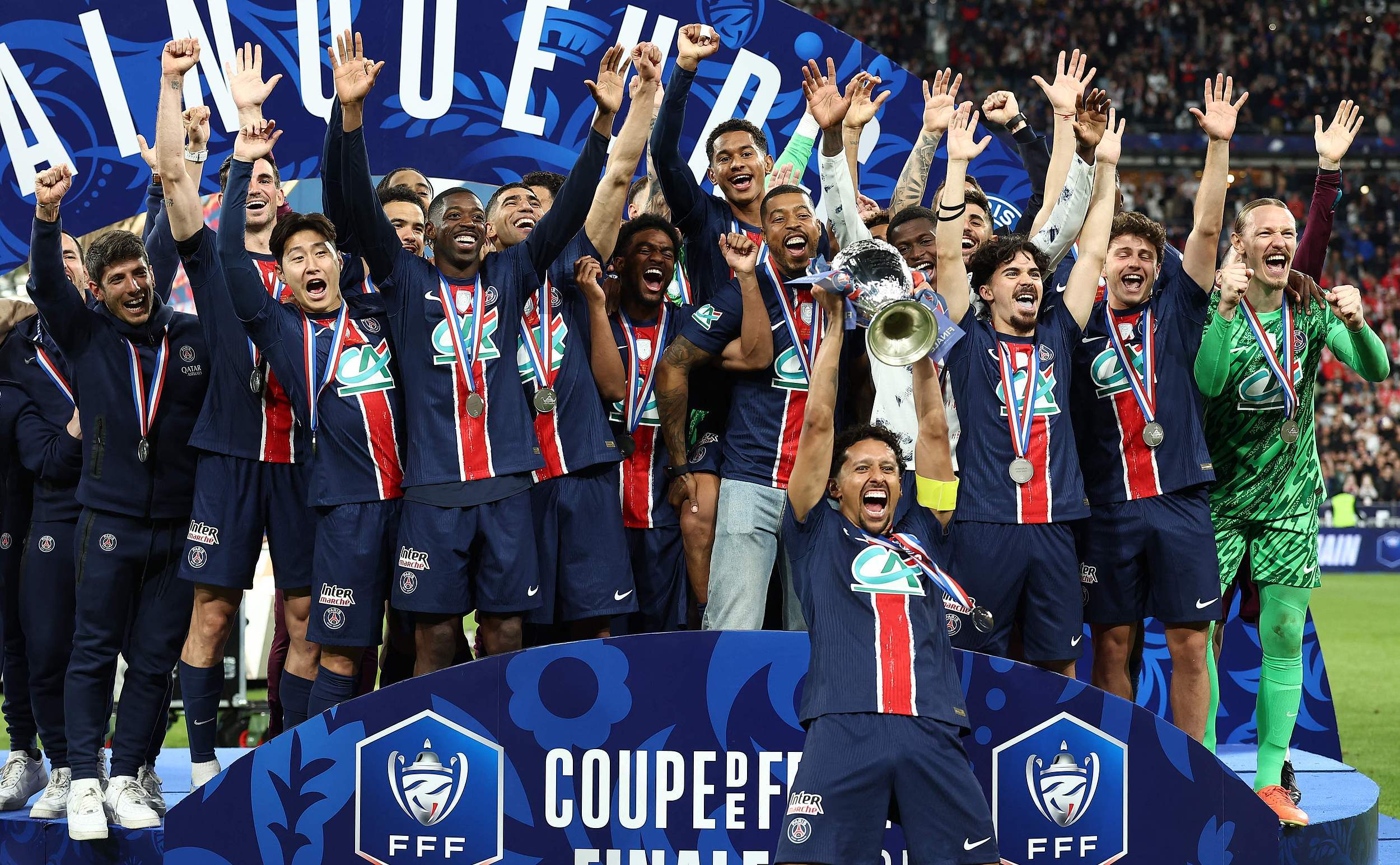 开云平台-巴黎圣日耳曼横扫切尔西，晋级欧冠四强的简单介绍