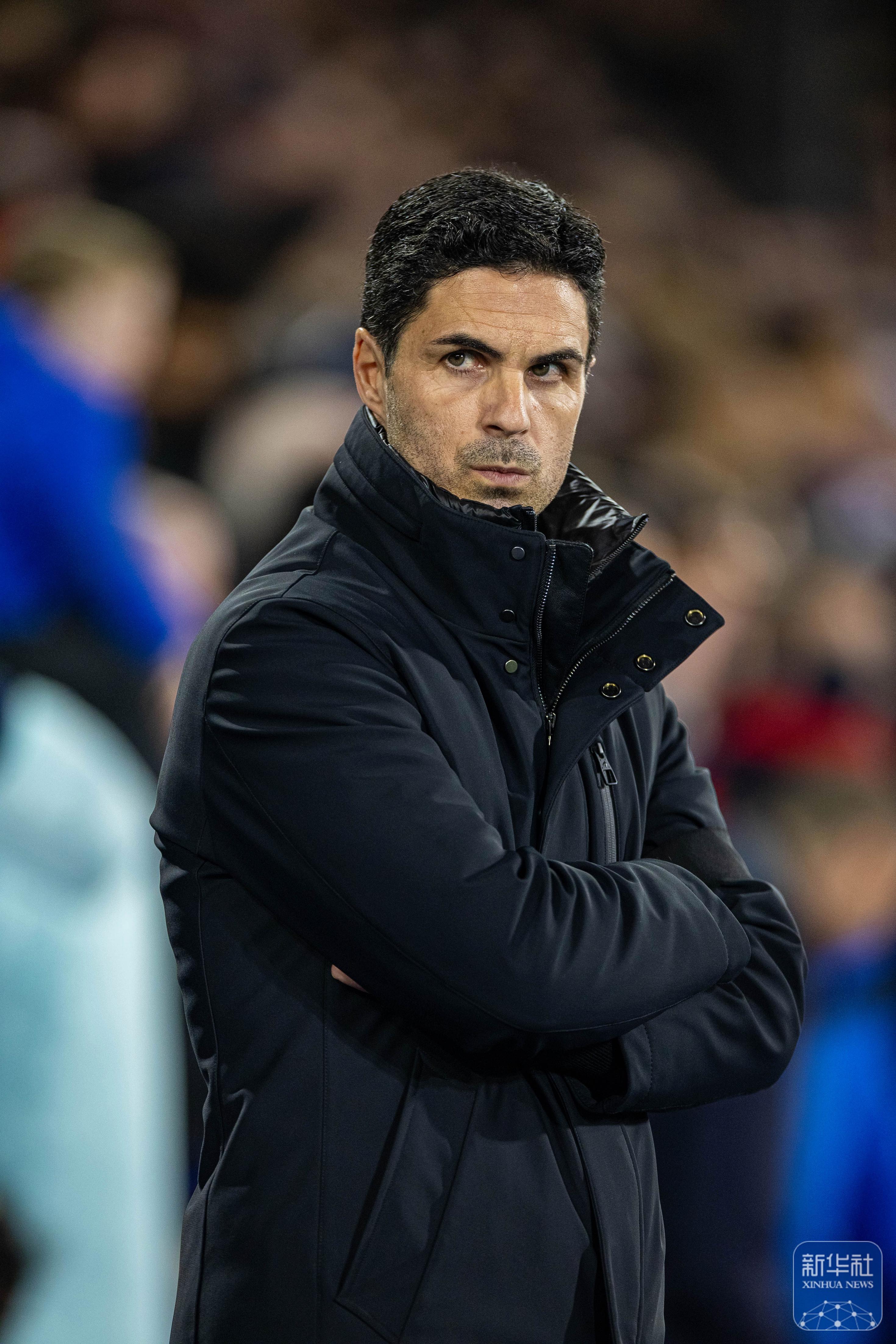 关于阿森纳备受压力，冲击成功晋级的信息