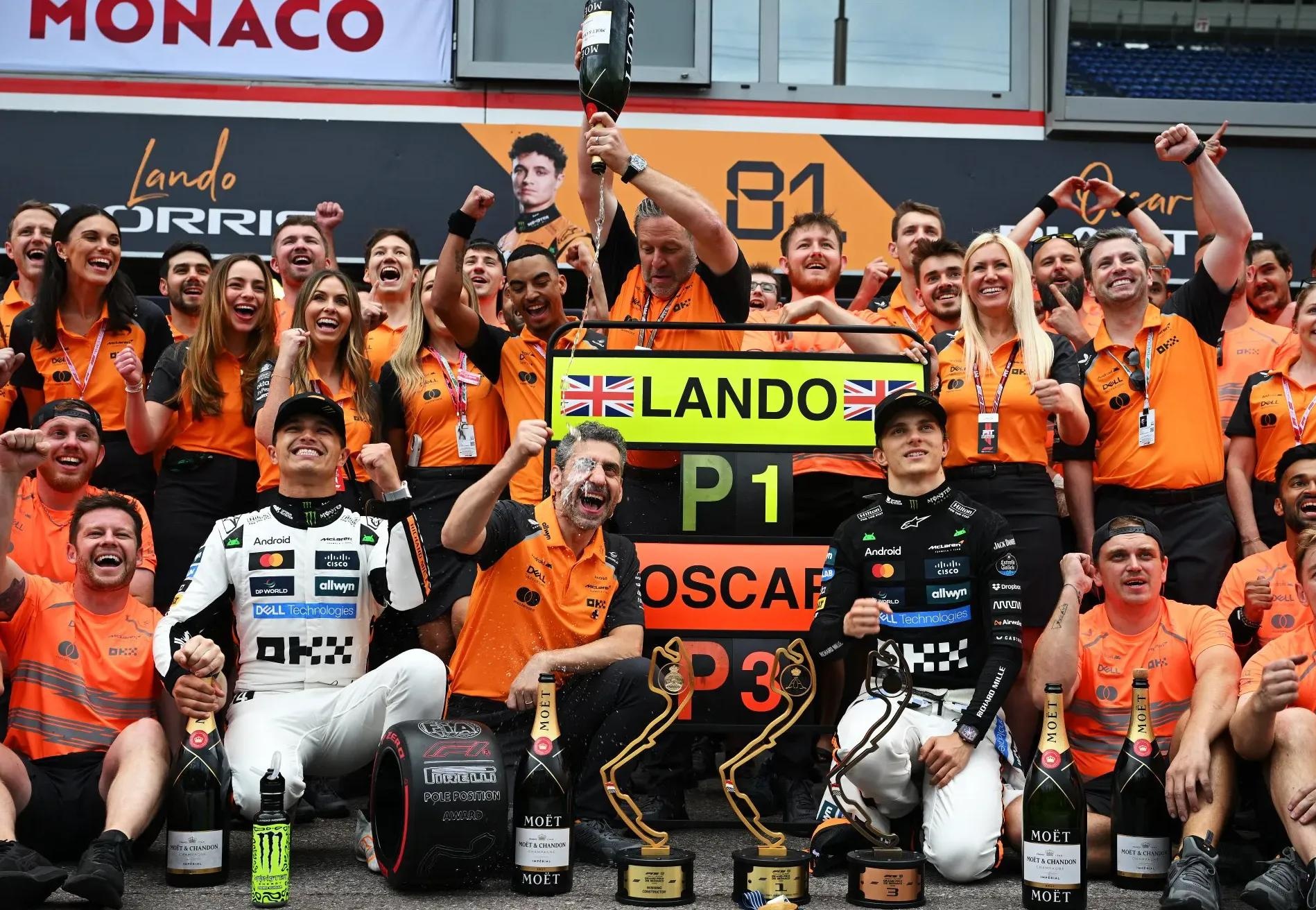 开云体育下载-包含雷诺车队绝杀红牛车队，皮亚斯特里刷新纪录的词条