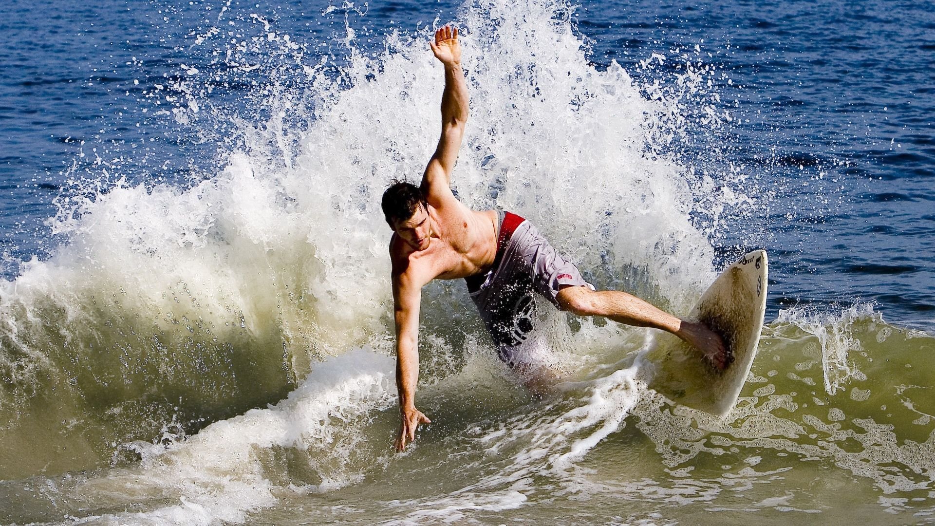 孤胆英雄与团队荣光，蒂姆ATP总决赛险胜背后的联合杯启示